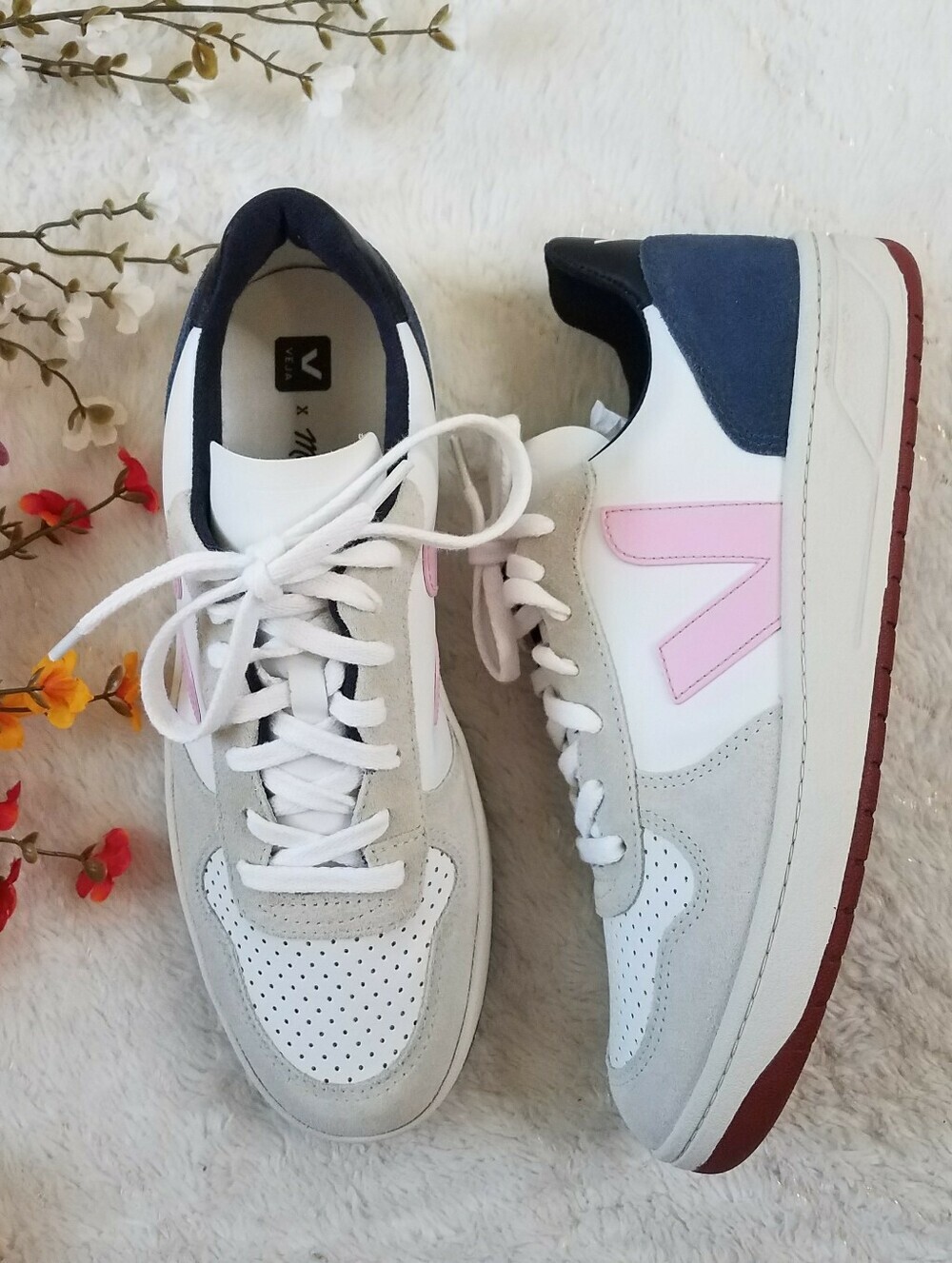 Madewell x Veja Leather V-10 Sneakers
